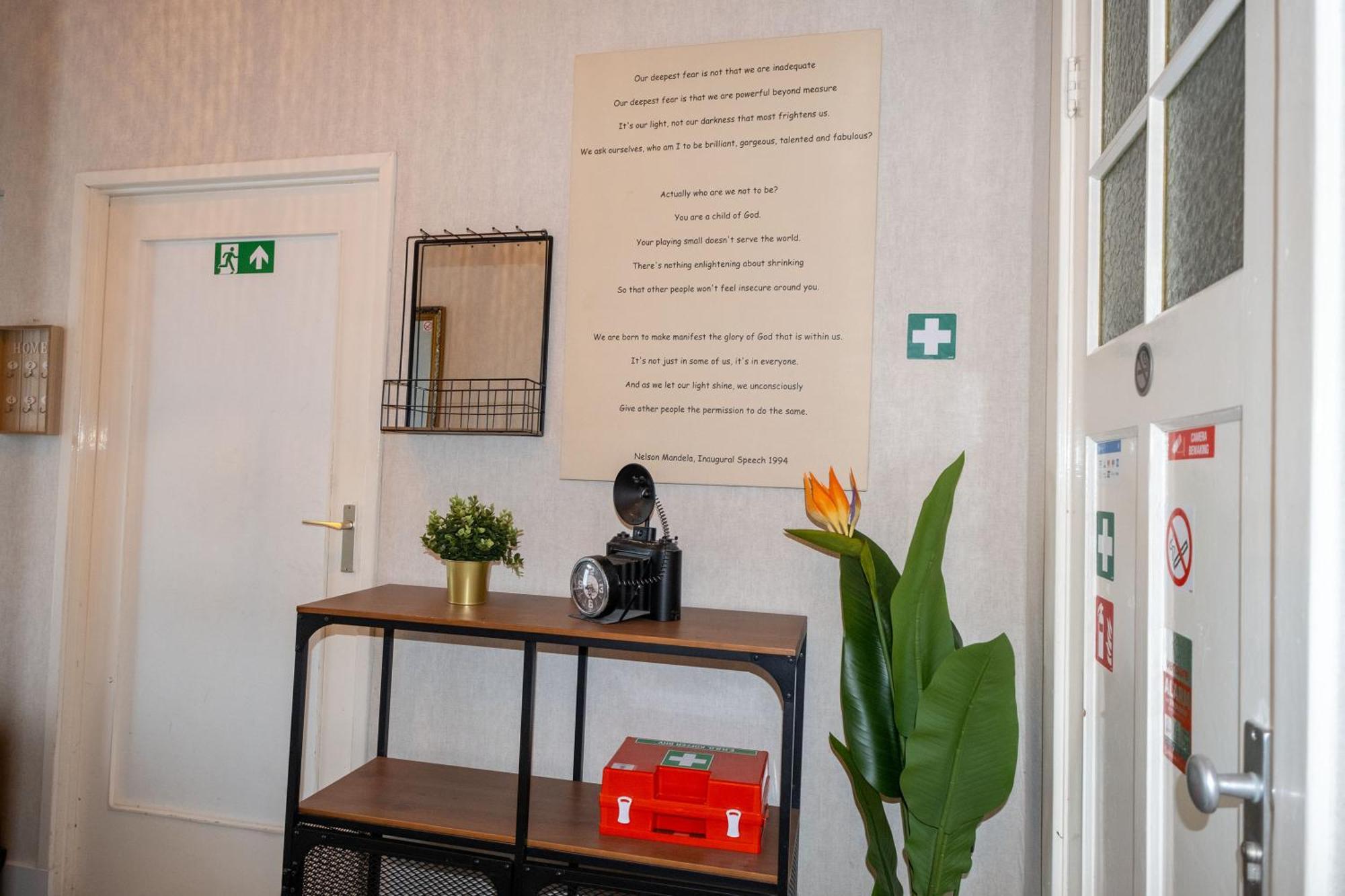 Hello Stay Utrecht Eksteriør bilde